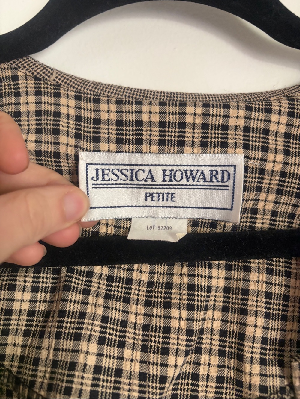 Vintage Jessica Howard Brown & Black Plaid Cropped button down top - Picture 3 of 8